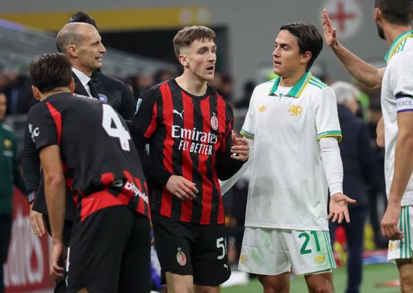 Saelemaekers renueva con el Milan hasta 2031