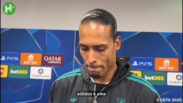 Van Dijk quer Salah no Liverpool após polémica sobre futuro do egípcio