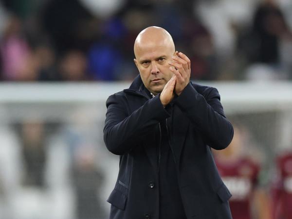 Slot da por perdida la Premier: No vamos pensando en ganar el título