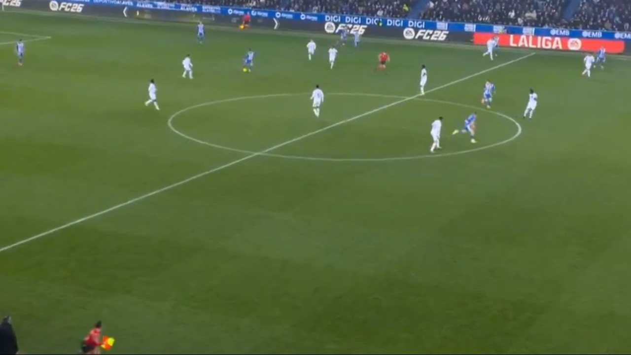 Xabi Alonso pins Alaves goal blame on Valdepenas while others escape scrutiny