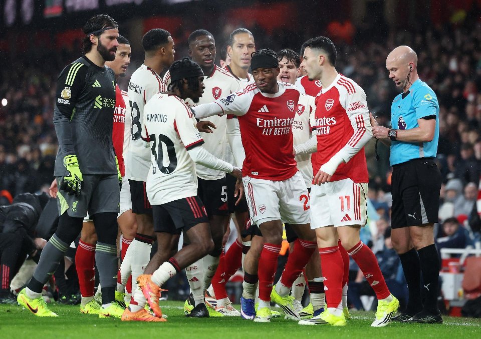 El Arsenal desperdicia la ocasión