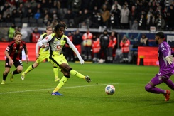 El Dortmund se salva sobre la bocina