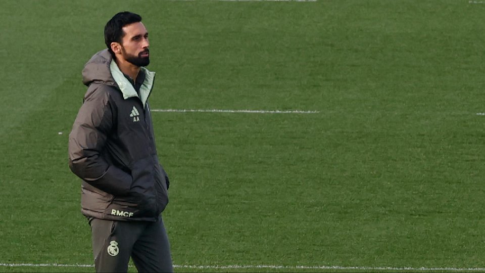 El primer día de Arbeloa, EN DIRECTO: Pintus, ¿motivo de la salida de Xabi?