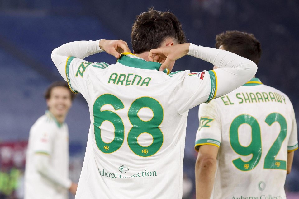 Ilkhan frustra la noche soñada del adolescente Antonio Arena